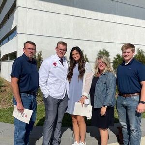 Meet your Posher, Shelly